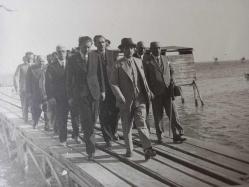 İSMET İNÖNÜ BAKIRKÖY SÜMERBANK FABRİKASINI ZİYARETİ HATIRASI BÜYÜK EBAT FOTOĞRAF...