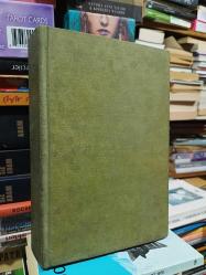 Beyazlı Kadın / Ciltli