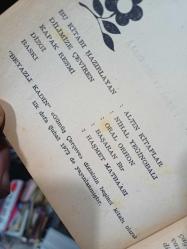 Beyazlı Kadın / Ciltli