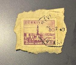 Türk Pulu - Turkish Stamp - - Mektup Zarfından Kesilmiş / Postadan Geçmiş Pul Filateli - DAMGALI - BATMAN PETROL RAFİNERİSİ TEMALI PUL, 30 PARA - Türkiye Cumhuriyeti - NOSTALJİK DOĞUM GÜNÜ HEDİYESİ