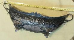 Gümüş Şekerlik.. 800 Ayar damgalı floral Desenli Gümüş Şekerlik, meyvelik..300 gr. 7 x 31 cm.