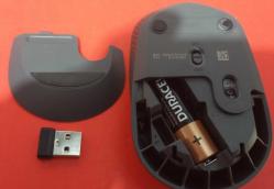 Logitech M171 Kablosuz Optik Mouse (Kaliteli , Pil ve Bileklikli Pad Hediye , Sorunsuz)