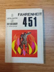 FAHRENHEIT 451 (Uzay Serisi 4)