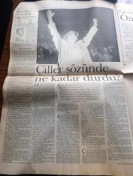 Pazar Postası Gazetesi - Turkish Newspaper - 20 Ağustos 1994 - Sayı 35  - Yeni bir krizin tohumları ekliyor yazan Şeref Oğuz - Nokia 2210 - basında Aydın Doğan ağırlığı yazan Canan Barlas - Kıbrıs'ta çözümün adı yazan Hikmet Özdemir - teşhis ve tedavi yazan Ömer Servet - Çağdaş Eğitim yazan Taha Akyol - eczacıbaşı'nın hesabı - solda görünüm yazan Fikret Bila - popülizm hortluyor mu yazan Şeref Oğuz - Ericsson GH 337 - Tansu Çiller sözlüğünde ne kadar durdu yazan Cengiz Kuşçuoğlu - Türk siyasetinin değişmeyenleri ömürboyu liderlik - Müslüman Türkler yazan Ufuk Güldemir - terörle Savaş uzun iştir yazan Sami Kohen - atom bit pazarına düştü yazan Dinçer Güner - Çakal Carlos ya konuşursa yazan Dinçer Güner - radikal Sosyalist hukuk savaşçısı Bergen Fotoğrafı - Coco Chanel'in öldüren cazibesi derleyen Serhat Ayan - tarihi kirleten kadın yazan Burçak Evren - görmemişin telefonu olmuş yazan Engin Eren - sosyolog Nilüfer Göle radikal demokratların ateşle imtihanı söyleşi yazan Nihal Mete