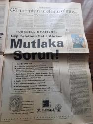 Pazar Postası Gazetesi - Turkish Newspaper - 20 Ağustos 1994 - Sayı 35  - Yeni bir krizin tohumları ekliyor yazan Şeref Oğuz - Nokia 2210 - basında Aydın Doğan ağırlığı yazan Canan Barlas - Kıbrıs'ta çözümün adı yazan Hikmet Özdemir - teşhis ve tedavi yazan Ömer Servet - Çağdaş Eğitim yazan Taha Akyol - eczacıbaşı'nın hesabı - solda görünüm yazan Fikret Bila - popülizm hortluyor mu yazan Şeref Oğuz - Ericsson GH 337 - Tansu Çiller sözlüğünde ne kadar durdu yazan Cengiz Kuşçuoğlu - Türk siyasetinin değişmeyenleri ömürboyu liderlik - Müslüman Türkler yazan Ufuk Güldemir - terörle Savaş uzun iştir yazan Sami Kohen - atom bit pazarına düştü yazan Dinçer Güner - Çakal Carlos ya konuşursa yazan Dinçer Güner - radikal Sosyalist hukuk savaşçısı Bergen Fotoğrafı - Coco Chanel'in öldüren cazibesi derleyen Serhat Ayan - tarihi kirleten kadın yazan Burçak Evren - görmemişin telefonu olmuş yazan Engin Eren - sosyolog Nilüfer Göle radikal demokratların ateşle imtihanı söyleşi yazan Nihal Mete