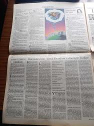 Pazar Postası Gazetesi - Turkish Newspaper - 25 Haziran 1994 - Sayı 27 - merkez sağda nikah telaşı yazan Cengiz Kuşçuoğlu - Başbakan Tansu Çillerden ANAP içerisindeki AP'lilere DYP çatısında birleşme çağrısı - İsveçli diplomattan Avrupa'da İslam PKK İslami terör kitabı - vatandaş Çiller'e nasıl güvenecek yazan Fikret Bila - Kürt sorununa Türk formülü sopa illa da sopa - bilgi çağında ekonomi yazan Taha Akyol - dünyada tekrar klasik liberalizme dönüş ve Türkiye yazan Kazım Berzeg - Isuzu - işsizlik kabusu kapıda yazan Şeref Oğuz - anayasa değişikliği 24. Maddede tıkandı - egemenlik Allah'ın değil halkındır - Minör suçlar majör suçlar 2 yazan Mehmet Ali Kılıçbay - uzaklardan gelen nükleer tehlike yazan Sami Kohen - Kuzey Kore kapalı kutu - Güneş kaybolur Yağmur iner Wimbledon başlar yazan Dinçer Güner - çağımızın özeti kısacık tarihidir oyuncular işte onlardan biri Uğur Polat yazan Deniz Yüce - sinema yasası yazan Burçak Evren - Jimi Hendrix Curtis Mayfield saygı ve sevgi şöleni