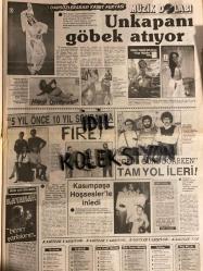HAFTANIN SESİ GAZETESİ - DOĞUM GÜNÜ HEDİYESİ (TURKİSH - NEWSPAPER) - 15 TEMMUZ 1988 - SAYI : 29 - TAM TAKIM 12 SAYFADIR -Oya Aydoğan-Bülent Ersoy-Latif Demirbağ-Güldane Aydoğan-Cihan Ünal-Kadir İnanır-Türkan Şoray-İrfan Tözüm-Nilgün Akçaoğlu-Taner Aşkın-Merih Akalın-Mahmut Cevher-Ağa Özguç-Serap Aksoy-Rutkay Aziz-Şener Şen-Egemen Bostancı-Sibel Egemen-Osman Kavran-Mahmut Kavran-Gülten Evren-Müjde Ar-Atilla Özdemiroğlu-Sara-Demir Aytaç-Anthony Delon-Sabrina-Escale-Jaklin-Sandra Kim-Zeki Müren-Kaya Müren-Hayriye Müren-Mithat Özkök-De Bakey-Rebecca Winter-Ünal Küpeli-Burçin Orhon-Nesrin Topkapı-Banu-Cansu-Ajda Pekkan-Didem Hekimoğlu-Güngör Hosses-Kızıl Gülgün-Tarık Akan-Halil Ergün-Aytaç Arman-Hülya Aksular-Adnan Karataş-Cüneyt Arkın-Orhan Günsiray-Gülşen Bubikoğlu-Ahmet Selçuk İlkan-Kadir İnanır-İbrahim Tatlıses-Cem Duna-Adnan Kahveci-Ferdi Tayfur-Orhan Gencebay-Küçük Emrah-Küçük Ceylan-Halit Çelikoğlu-Cahit Aksan