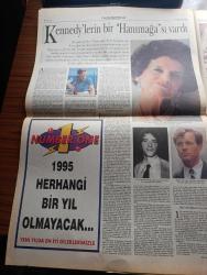 Pazar Postası Gazetesi - Turkish Newspaper - 28 Ocak 1995 - Sayı 58 - SHP CHP birleşmesinden sonra sıra ANAYOL'da yazan Cengiz Kuşçuoğlu - bütünleşen sol yeni bir söylem olabilir mi yazan Canan Barlas - demokrasinin vakti gelmedi mi yazan Murat Belge - kemalizm başka sosyal demokrasi başka yazan Ömer Servet - YDH üzerine düşünceler yazan Taha Akyol - Henkel'in Türkiye kanadı sorumlusu Can Paker'in büyük başarısı - Çiller ile Hüsnü Özyeğin arasına kara kedi girdi - özelleştirmede kaplumbağa sürati - Türkiye'nin mafyası var mı yazan Naki Özkan - Diyanet işleri başkanı ve Yaşar Kemal yazan Mehmet Ali Kılıçbay - Mahir Kaynak - Kennedy'lerin bir hanım ağası vardı Rose Kennedy fotoğraf - Büyük Britanya Cumhuriyeti yazan Dinçer Güner - 7. Ankara uluslararası Film festivali - Tarık Akan ve Tuncel Kurtiz filmden bir sahne fotoğraf - Aziz Nesin şeytan peşinde yazan Cahit Tanyol - İbrahim Betil başkanlığında Türkiye Eğitim Gönüllüleri vakfı kuruldu - Antik A.Ş. tarafından düzenlenen müzayede