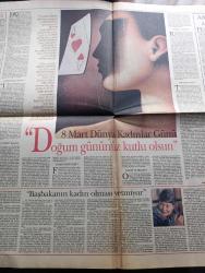 Pazar Postası Gazetesi - Turkish Newspaper - 5 Mart 1994 - Sayı 11 - Birileri demokrasiye ara verebilir mi yazan Naki Özkan  - Refah Partisinin önlenebilir yükselişi üzerine yazan Hüseyin Baş - liberal ahlakın anlaşılması yazan Canan Barlas - şeriat kemalizm ve demokrasi yazan Ömer Servet - İslam ve ideoloji 2 yazan Taha Akyol - Osmanlı farkı yazan Hikmet Özdemir - görüntüdeki uyum ve büyüyen sorunlar yazan Fikret Bila - demokrasi ve kriz yönetimi yazan Şeref Oğuz - 8 Mart Dünya kadınlar günü doğum gününüz kutlu olsun yazan Nihal Mete - Adnan Hoca ile Hasan Mezarcı arasında Refah Partisi yazan Ruşen Çakır - 21. Yüzyılda kadının gücü yazan Habibe Altop - Bitlis milletvekili Kamuran İnan'la söyleşi - çevresel sorunlar dünya politikasına yön veriyor yazan Sami Kohen - Cezayir'de Aydınlar kıyımdan kaçıyor yazan Dinçer Güner - Batı Türk aydını için önyargılı - ünlü tiyatro adamı Oben Güney'in tiyatroya son armağanı Dazlak - Spielberg  bu kez masal anlatmıyor - İsa Ümraniye'ye uğramadı