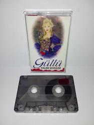Kaset Güllü yalan sevgiler albümü. Orijinal kırmızı bandrollü albüm.