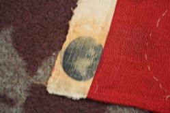 OSMANLI ZAMANINDA ANNELERİMİZİN ASKERLERİ İÇİN DİKTİĞİ EL DİKİMİ GÖĞÜS BAYRAĞI ARKASI OSMANLI MÜHÜRLÜ --- EL DİKİMİ BAYRAK