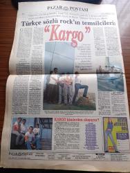 Pazar Postası Gazetesi - Turkish Newspaper - 30 Haziran 1996 - Sayı 132 - siyasette Baba parmağı - devletçilik demokrasiyi hasta etti - liberalizm devletçilik ve siyasi partilerimiz - dijitalleşmek yazan Canan Barlas - ne olacak bu memleketin hali yazan Murat Belge - polis polisi yazan Mehmet Ali Kılıçbay - mesela İsviçre yazan Doğu Ergil - çok hukuk ve aile yazan Taha Akyol - sosyalizm ve yeni sol yazan Cahit Tanyol - Swiss Otel yaza merhaba dedi - Derbank şube sayısını arttırıyor - Kürt sorunu ve Viyana deklarasyonu yazan Ömer Servet - zengin Kuzey fakir Güney diyaloğu yazan Şeref Oğuz - Müezzin Erbakan Ve AB Hayali - yolsuzluk insanlık kadar eski yazan Dinçer Güner - 2. Dünya Savaşı'nda Azeri petrolü - Chirac'ın çapkınlığı - Yavuz Özkan kurduğu sinema atölyesinde her gün saat 10'da başlayan maratonun baş aktörü fotoğraf - Stanley Kubrick'in dönüşü yazan Ahmet Mithat - Türkçe sözlü rock'ın temsilcileri Kargo fotoğraf - kargo kimlerden oluşuyor - Solist Koray Candemir fotoğraf