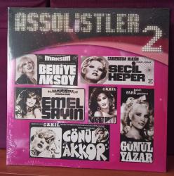 Assolistler 2 (2 Plak) Behiye Aksoy, Gönül Yazar, Seçil Heper, Gönül Akkor, Emel Sayın, Nükhet Duru