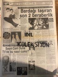 HAFTANIN SESİ GAZETESİ - DOĞUM GÜNÜ HEDİYESİ (TURKİSH - NEWSPAPER) -  3 HAZİRAN 1988 - SAYI : 23 - TAM TAKIM 12 SAYFADIR -Semra Özal-Ahu Tuğba-Rahmi Özkan-Güner Çapa-Bülent Ersoy-Muzaffer Özpınar-Osman Kavran-Hasan Bora-İbrahim Tatlıses-Turgut Özal-Sakıp Sabancı-Cihan Ünal-Emel Sayın-Ajda Pekkan-Nükhet Duru-Necla Nazır-Demet Akbağ-Nilüfer-Barış Manço-Cenk Koray-Hülya Koçyiğit-Kenan Kalav-Sema Peker-Gülben Ergen-Suheyla Sezgin-Erdinç Akbaş-Aydan Tekel-Hüseyin Kutman-Seda Sayan-Rıdvan-Yeşim Gazeteci-Halit Refiğ-Cüneyt Arkın-Pervin Par-Ayfer Feray-Sami Ayanoğlu-Tarık Akan-Cavidan Akyol-Emel Demirhan-Yasemin Akan-Barış Zeki Üregil-Cem Duna-Tunca Toskay-Hakan Aslan-Bülent Ersoy-Müjdat Gezen-Müzeyyen Senar-Serap Mutlu-Abuzer Akbuğa-Taner Şener-Yüksel Uzel-Hülya Sözer-Metin Milli-Mediha Şen Sancaklı-Burhan Bayar-Dündar Toprak-İbrahim Tatlıses-Serdar Kebapçılar-Cüneyt Arkın-Çeçilya-Alper Önal-Niyazi Daymaz-Vehbi Dinçcan-Halit Ergin-Atıf Yılmaz-Orhan Günsiray-Osman Seden-Vedat Türkali-Çetin Gür