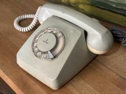 Antika Siemens masaüstü çevirmeli telefon