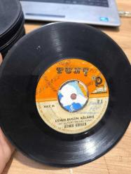 ESMER BUGÜN AĞLAMIŞ AYNUR GÜRKAN 45'LİK PLAK