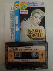 Esengül Uçup Giden Gençliğime Uzelli 747 kağıt Baskı Kaset