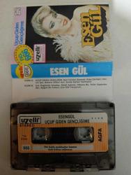 Esengül Uçup Giden Gençliğime Uzelli 747 kağıt Baskı Kaset