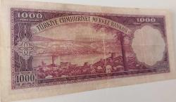 5.EMİSYON 1.TERTİP 1000 TÜRK LİRASI (MOR BİNLİK) KAĞIT PARADIR SERİ A11 06555 NOLU ÇOK TEMİZ KONDİSYONDADIR KATALOK DEĞERİ;1250 DOLAR ÇOK NADİR