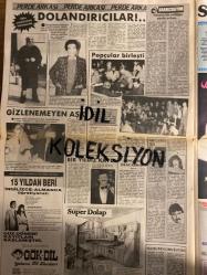 HAFTANIN SESİ GAZETESİ - DOĞUM GÜNÜ HEDİYESİ (TURKİSH - NEWSPAPER) -  21 EKİM 1988 - SAYI : 43 - TAM TAKIM 12 SAYFADIR -Banu Alkan-Gülşen Bubikoğlu-Nilgün Akçaoğlu-Taner Aşkın-Nihat Güner-Havva Kopan-Serpil Çakmaklı-Orhan Altan-Fulden Uras-Hasmet Zeybek-Mustafa Yılmaz-Osman Yağmurdere-Veysel Atasoy-Asım Ekren-Hülya Yiğitalp-Orhan Gencebay-Ceylan-Şehnaz Dilan-Can Apa-Mustafa Serdar-İsmail Berker-Agâh Özgüç-Muammer Özer-Nejat Saydam-Bülent Oran-Sungur Çapan-Tınaz Titiz-Kamil Çetin Kulabaş-Hüner Coşkuner-Hülya Süer-Hakan Aslan-Arif Susam-Cengiz Kurtoğlu-Erdoğan Özer-Salim Akın-Gökhan Güney-Hulusi Kentmen-Yavuz Figenli-Erol Taş-Yunus Bülbül-Çiğdem İşbilir-Celal Altıner-Ayşegül Aldinç-Emel Erdal-Hümeyra-Selmi Andak-Orhan Büke-Osman Yağmurdere-Ferdi Özbeğen-Harun Kolçak-Aşkın Nur Yengi-Cem Karaca-Sonay Oğuz-Nilüfer-Esmeray-Melih Kibar-Esin Engin-Şehrazat-Sezen Aksu-Ajda Pekkan-Pınar Kür-Atilla Atasoy-Hülya Yiğitalp-Seyyal Taner-Nükhet Duru-Sibel Egemen-Güneri Tecer-Banu Alkan-Osman Kavran-Me