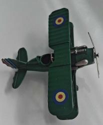 YEŞİL RENKTE METAL MODEL UÇAK