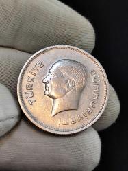 1937 Yılı Gümüş Ata 1 Lira