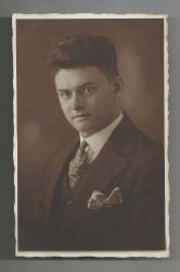 LOT.5 » FERİD İHSAN İMZALI ARKASI OSMANLICA YAZILI ESKİ BİR PORTRE FOTOĞRAF...