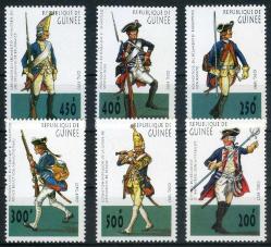 Koleksiyon Pulları1997 Yılı Afrika Gine Cumhuriyeti, 6 Pulluk Geleneksel Askeri Uniformalar, Damgasız Tam Seri, Kia36
