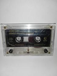 Kaset Ahmet Kaya dinle sevgili ülkem 2 albümü. Kartoneti yok. Orijinal. Baştan sona dinlendi sorunsuz çalışıyor.