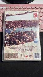 ORGANİZE İŞLER - BURADA HERKES AKRABADIR KİMSE KİMSEYİ TANIMAZ - YILMAZ ERDOĞAN TOLGA ÇEVİK DEMET AKBAĞ ALTAN ERKEKLİ ÖZGÜ NAMAL CEM YILMAZ - BKM FİLM DVD