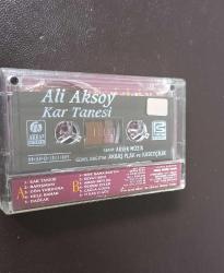 ALİ AKSOY//KAR TANESİ