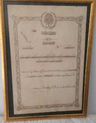 ÇERÇEVEDE OSMANLI DİPLOMA. PİYASADA FİYATI 5 -10 BİN LİRA ARASIDIR.