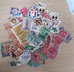 100 adetten fazla Amerika klasik damgalı pullar lotu