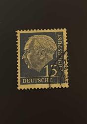 Almanya Pulu - Germany Stamp - Postadan Geçmiş Pul Filateli - DAMGALI - CUMHURBAŞKANI DR. THEODOR HEUSS TEMALI PUL , 15 PARA - YABANCI PULLAR, NOSTALJİK DOĞUM GÜNÜ HEDİYESİ