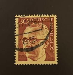 Almanya Pulu - Germany Stamp - Postadan Geçmiş Pul Filateli - 1972 DAMGALI - CUMHURBAŞKANI GUSTAV HEINEMANN TEMALI PUL , 30 PARA - YABANCI PULLAR, NOSTALJİK DOĞUM GÜNÜ HEDİYESİ