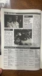 NOKTA HABER DERGİSİ -  20 NİSAN 1986 SAYI: 15  MÜRİTLER KOLEJLİ - BİNLERCE MAHKUM SÜRGÜN YOLUNDA - CUMHURİYET TARİHİNİN EN BÜYÜK SÜRGÜN FURYASI - KAPAK - BİNLERCE MAHKÛM SÜRGÜN YOLUNDA - BULAŞIKÇILIK YAPAN MİMARLIK ÖĞRENCİSİ - KARIN TOKLUĞUNA ZORAKİ TEZGAHTAR - YAZARLARI DA SÜRERLER - TÜRKİYE - ADNAN HOCA'NIN BEŞİNCİ KOLU - AHMET UÇAN - İŞKENCE ZANLISI DOKTORLAR - AKBULUT - SIDDIK BİLGİN OLAYI - SÜHA BAYKAL - ZENGER - DÜNYA - DOĞU BLOKU'NDA İKİ ÇATLAK - LİBYA - EKONOMİ - HALİL ATA - TOPLUM - FOBİLER TEDAVİ EDİLİYOR - EROTİK DÜŞLER - KÜLTÜR VE SANAT - SELİM İLERİ - İSTANBUL'DA CAZ - SPOR - DÜNYA BUZPATENİ ŞAMPİYONASI - - 72 SAYFA