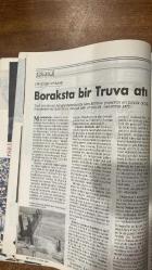 NOKTA HABER DERGİSİ -  5 OCAK 1986 SAYI: 52  GENEL GREV DİYOR SENDİKALAR - KAFAMIZDAKİ ŞEYTAN - TÜRK İŞ'TE GENEL GREV EĞİLİMİ - ŞEVKET YILMAZ - ÖNCE MAL SONRA CAN - MARCOS - AQUINO - ALTINCI HİS NEŞTER ALTINDA - ZEKAYI ÖLÇMEK MÜMKÜN MÜ - SHP'DE KAYNAŞMA - ETİMİNE - HEDİYELERİN YAĞDIĞI BELEDİYE - ORGAN VAKFI'NDA SORUŞTURMA - ACİL SERVİSLERİN ACİL İHTİYAÇLARI - İÇİ İÇİNE SIĞMAYAN SHP - ALİ URAS - DORUKTAKİLER 85 - PARAPSİKOLOJİ GİZEMİ - SANCILI CİNSEL İLİŞKİLER - FİLİPİNLER'DE MALINI KAÇIRAN KAÇIRANA - DİNDARLARIN ŞIKLIĞI - EDEBİYAT ÖDÜLLERİNDE GÖLGE - İSTANBUL BİR CAMBAZHANEDİR - NOKTA'DAN - NE NEREDE - GÜNLERİN GETİRDİĞİ - 72 SAYFA