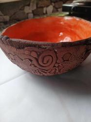 Seramikten kase yada saksı