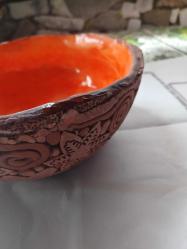 Seramikten kase yada saksı