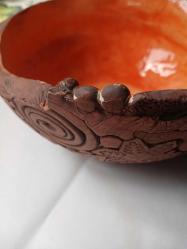 Seramikten kase yada saksı