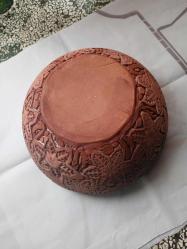 Seramikten kase yada saksı