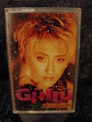 GÜLLÜ KIRILIRIM KASET