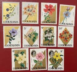 1967.ÇİÇEK VE KRALİÇE. COOK ISLAND 11  PUL   DAMGASIZ SARI LEKELİ BAZI PULLAR