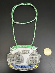 1987 yılına ait, Almanya'nın Bonn şehrindeki tarihi yapıları tasvir eden hatıra MADALYON