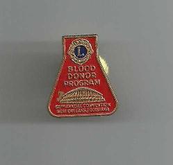 LIONS CLUB INTERNATIONAL / ULUSLARARASI LIONS KULÜPLERİ BİRLİĞİ - KAN BAĞIŞINI TEŞVİK ROZETİ...