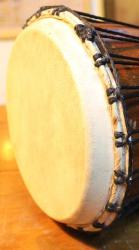 Darbuka, Afrika İşi Tamtam, Darbuka. 18 x 26 cm.