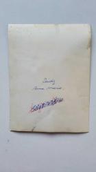 ŞANTÖZ ANNA MARIA'NIN ORİJİNAL FOTOĞRAFI - 18 x 14 cm EBADINDA - ANNA MARIA, TROMPETİST EŞİ TUNCER ÖZCAN'LA BİRLİKTE EVDE ELBİSE PROVASI YAPARKEN ÇEKİLMİŞ BİR KARE