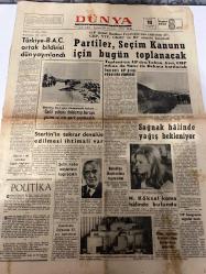 DÜNYA GAZETESİ - DOĞUM GÜNÜ HEDİYESİ (TURKISH NEWSPAPPER) - 18 MART 1968 - SADECE TEK YAPRAKTIR -Franz Josef Strauss-Michel Stewart-N. Köksal-Muammer Obuz-F. A. Symonds-M. Atılkan-Georges Bidault-Dr. Faruk Sükan-Türkiye-B.A.C. ortak bildirisi dün yayınlandı-Partiler, Seçim Kanunu için bugün toplanacak-Sağnak hâlinde yağış bekleniyor-Sterlin’in tekrar devalüe edilmesi ihtimali var-Şoför, kadın müşterisini kaçıracaktı-Belediye Başkanları toplantısı-N. Köksal koma hâlinde bulundu-TİP Kongresini sağcılar bastı-Çanakkale Zaferinin 53. yılı kutlanıyor-Politika-Düşünce Yorum-Vicdan emri, inşaat ölçüsü I-Vietnam Savaşı’nın ideolojik yönü-Dışarıdan-Ben öldürmedim-Pratik bilgiler-Hollanda san’at eserlerini koruyor