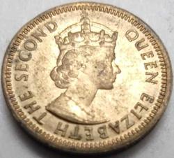 Hong Kong 1967 5 Sent Kraliçe II. Elizabeth Portreli Tırtıklı Kenar Madeni Para - Sitede Tek