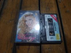 KİBARİYE / ŞARKILARA HAYAT VEREN / KASET